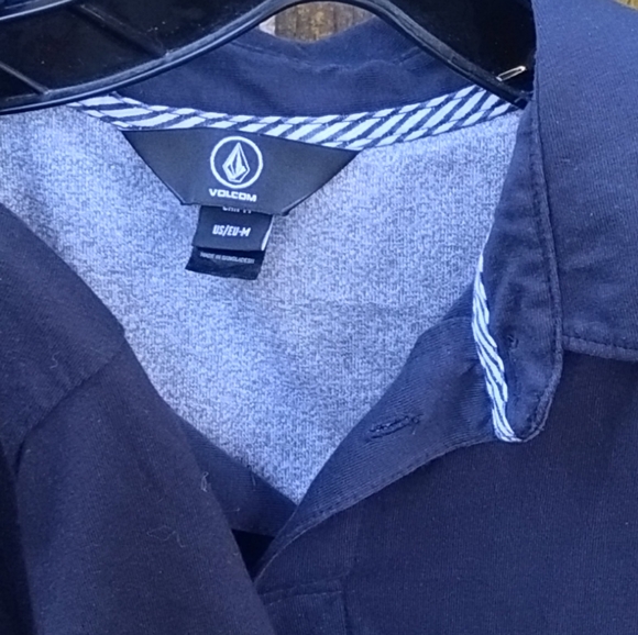 Volcom men's collared tee lot - Picture 4 of 5